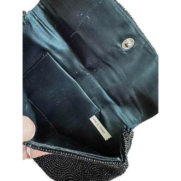 Black Beaded 1950s Vintage Clutch from Japan - Picture 4 of 6